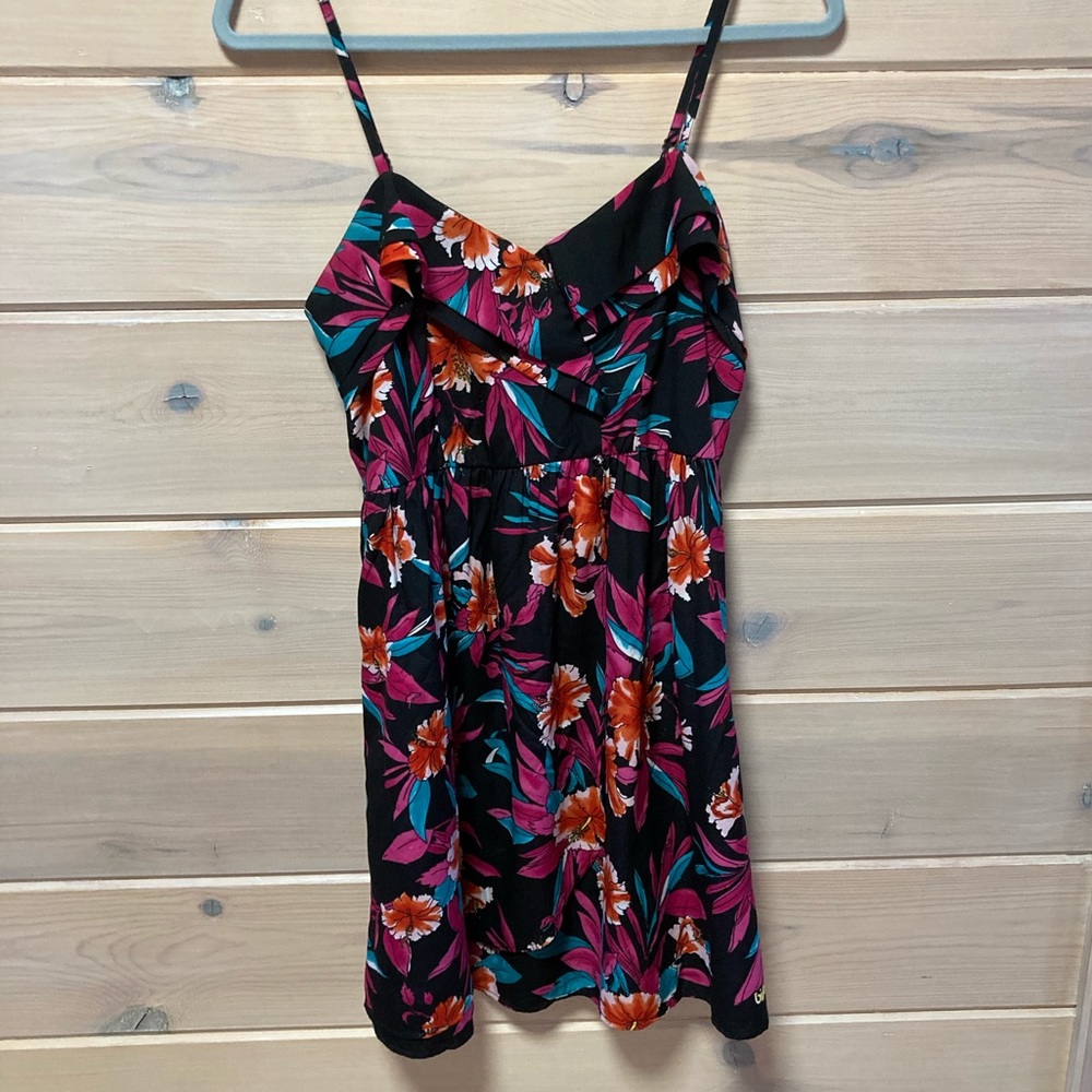 Billabong floral midi dress sz medium